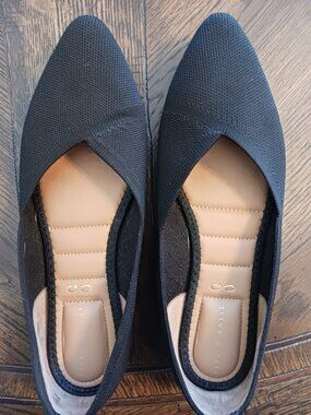 Kelly & Katie Black Textile Pointed Toe Flats 8.5